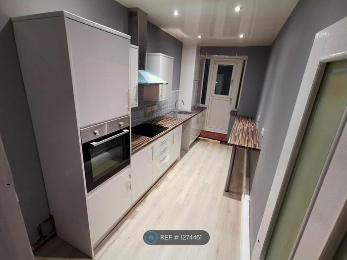 2 Bedroom Flat To Rent In St. Bedes Terrace, Sunderland SR2