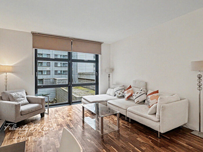 1 Bedroom Apartment To Rent In Discovery Dock West, London, E14