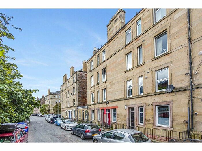 1 Bedroom Flat To Rent In Wardlaw Street, Edinburgh, EH11