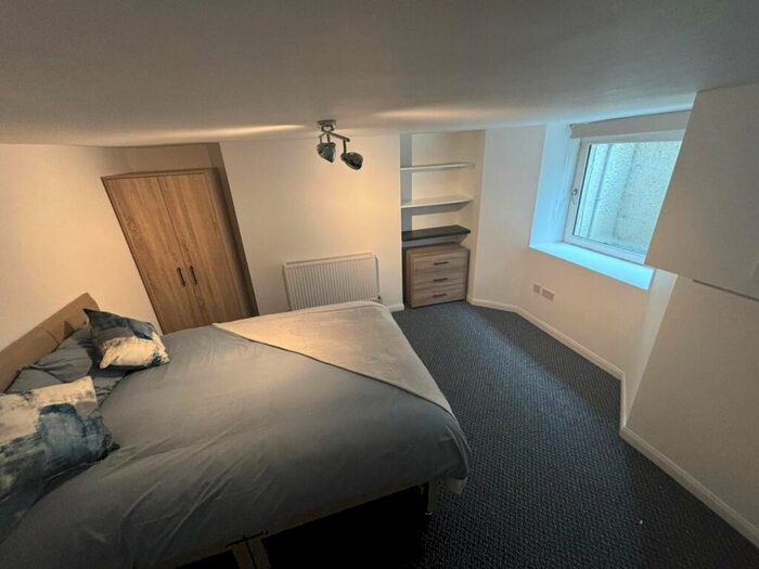 Terraced House To Rent In Morley Road, Doncaster, DN1