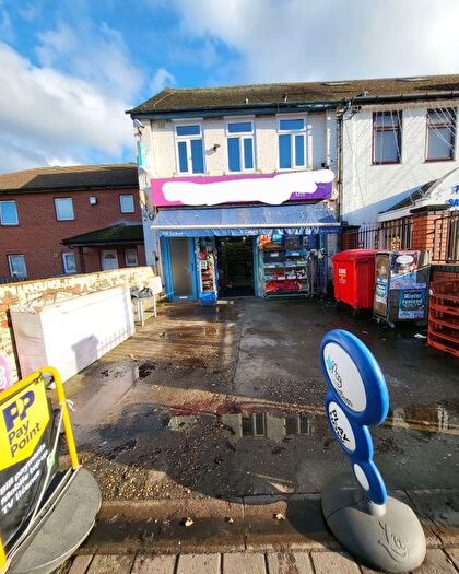 3 Bedroom Flat To Rent In Greenford Road, Greenford, UB6