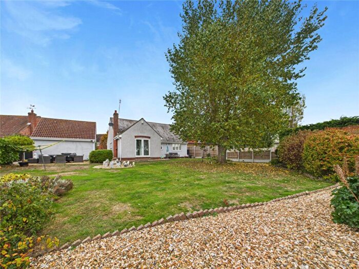 3 Bedroom Bungalow For Sale In Pyefleet View, Langenhoe, Colchester, Essex, CO5