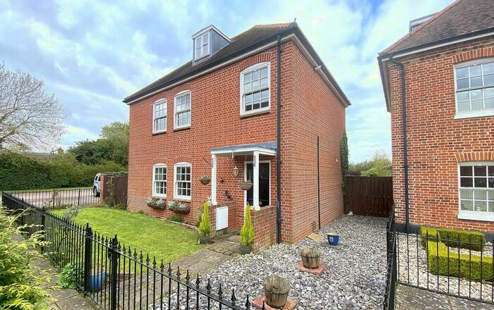 4 Bedroom Detached House For Sale In Chedworth Place, Tattingstone, IP9