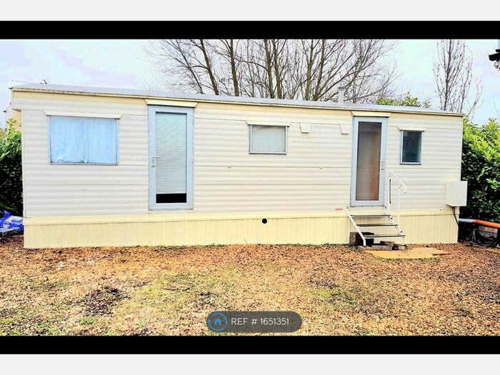 2 Bedroom Mobile/park Home To Rent In Five Counties Caravan Park, Greetham, LE15