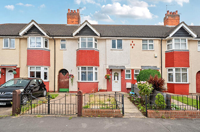 3 Bedroom Terraced House For Sale In Newbald Grove, Hull, East Riding Of Yorkshi, HU6