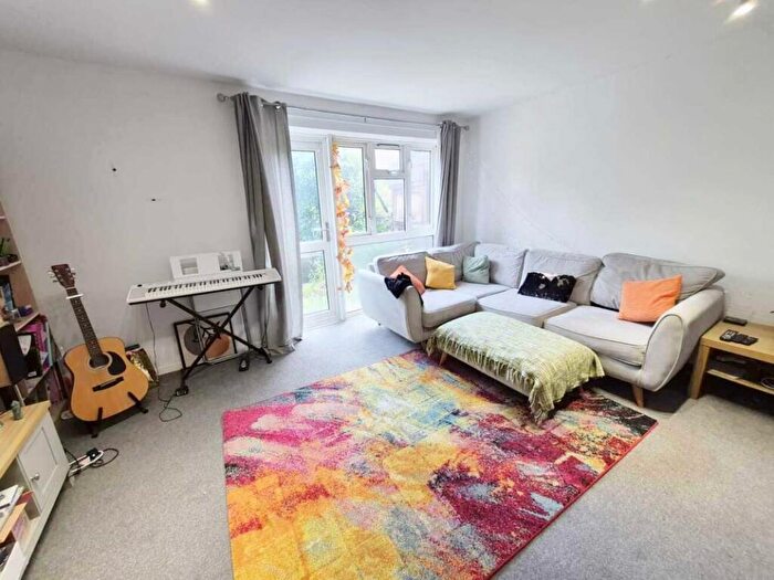 3 Bedroom Maisonette To Rent In Chobham Road, London, E15