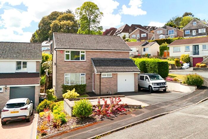 4 Bedroom Detached House For Sale In Crescent Gardens, Ivybridge, Devon, PL21