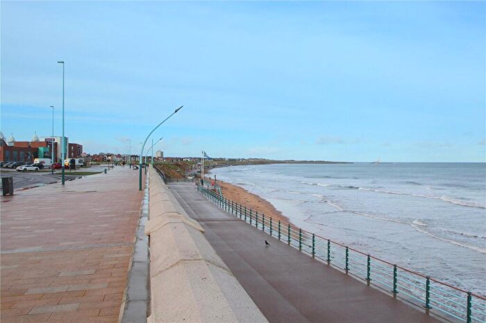 2 Bedroom Apartment For Sale In East Parade, Whitley Bay, NE26