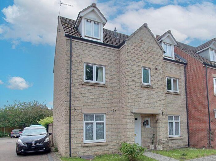 5 Bedroom Terraced House To Rent In Cavell Court, Trowbridge, BA14