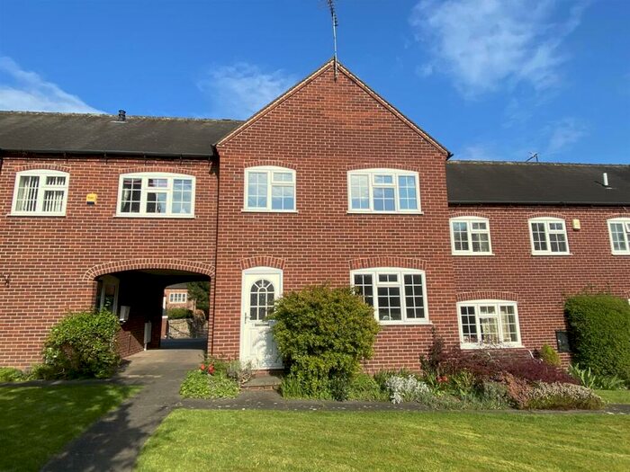 3 Bedroom Mews To Rent In Chantry Close, Melbourne, Derby, DE73
