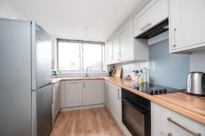 3 Bedroom Flat For Sale In Greville Street, Farringdon, London, EC1N