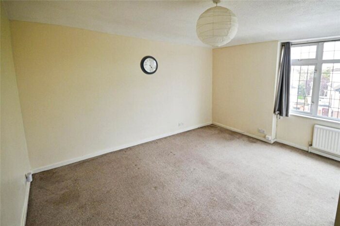 1 Bedroom Flat To Rent In Ewell Road, Surbiton, KT6