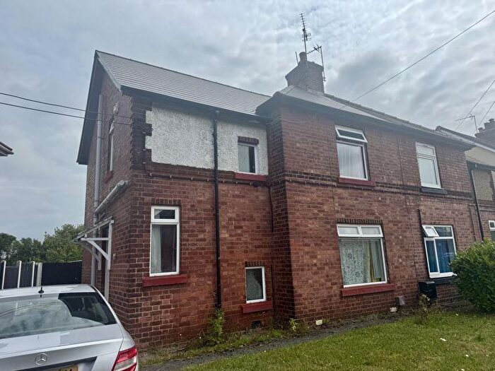 3 Bedroom Semi-Detached House For Sale In Briar Road, New Ollerton, Newark, NG22
