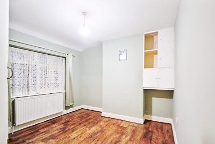 4 Bedroom Terraced House To Rent In Leyburn Road, London, N18