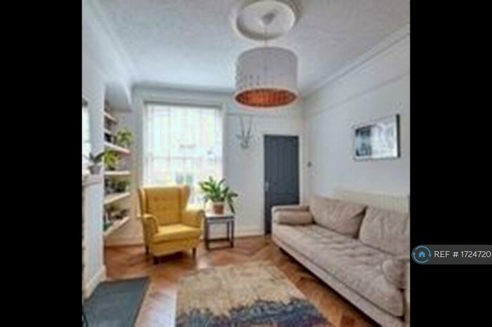 4 Bedroom Terraced House To Rent In Harlow Terrace, Harrogate, HG2