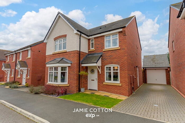 4 Bedroom Detached House For Sale In Albrighton Drive, Hurcott, Kidderminster, DY10