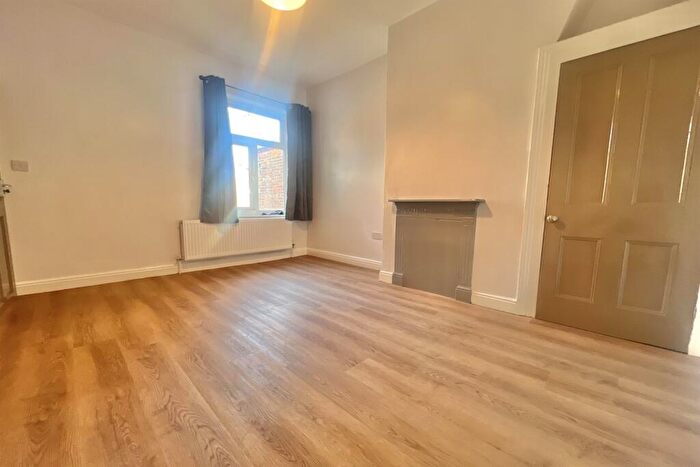 4 Bedroom Terraced House To Rent In Great Western Street, Manchester, M14
