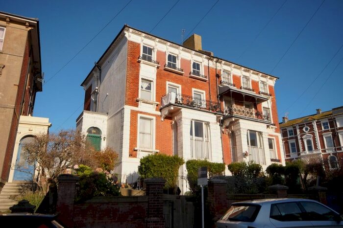 1 Bedroom Flat To Rent In St John's Road, St Leonard's On Sea, TN37