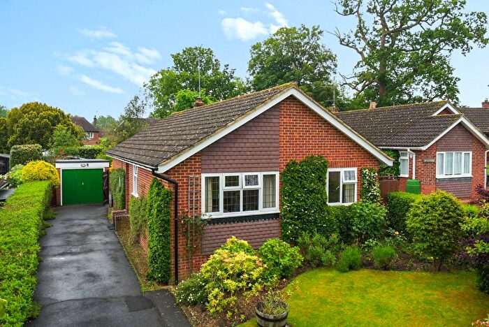 3 Bedroom Bungalow For Sale In Rectory Close, Ewhurst, GU6