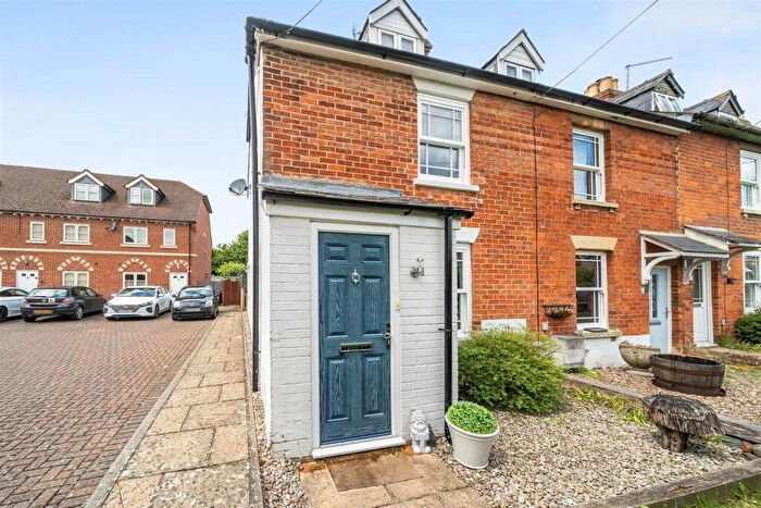 2 Bedroom End Of Terrace House For Sale In Naldertown, Wantage, Oxfordshire, OX12