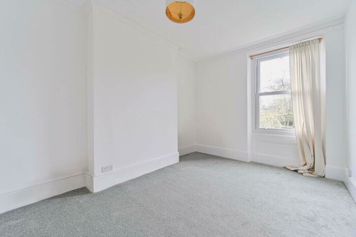 1 Bedroom Flat To Rent In Vanbrugh Road, Greenwich, London, SE3
