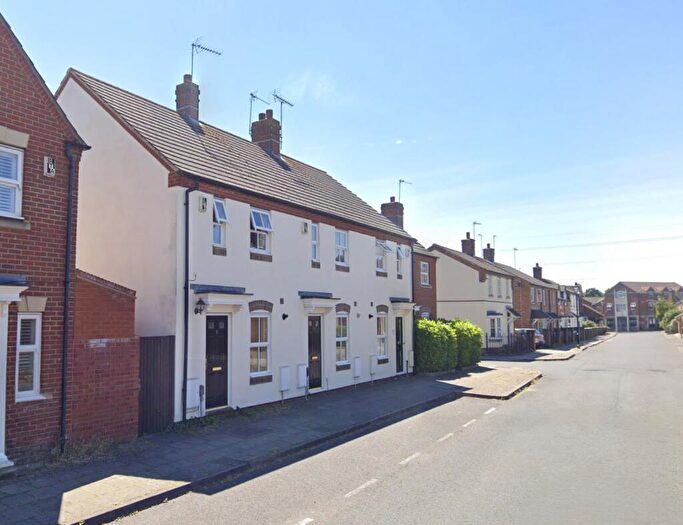 2 Bedroom Semi-Detached House To Rent In Aylesbury, Buckinghamshire, HP19