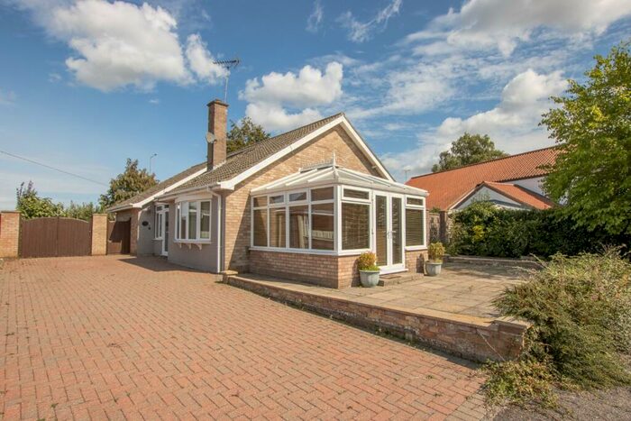 3 Bedroom Detached Bungalow For Sale In Winderemere Road, South Wootton, PE30