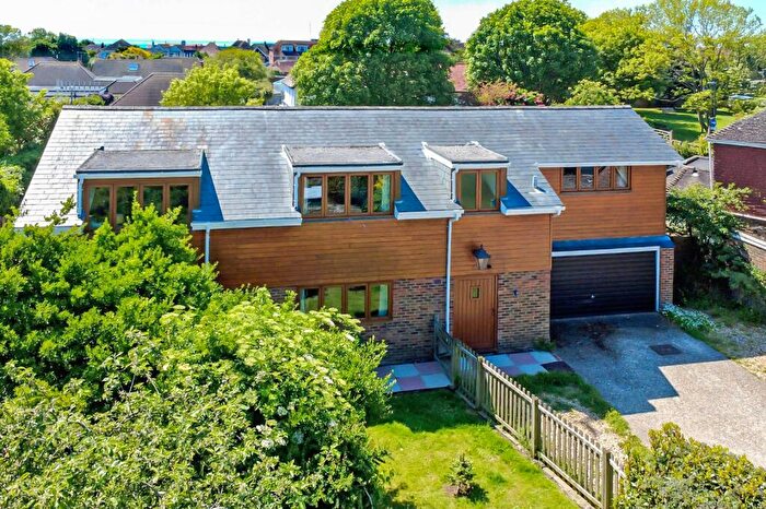 5 Bedroom Detached House For Sale In Willowhayne Crescent, East Preston, West Sussex, BN16