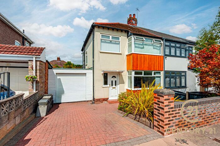 3 Bedroom Semi-Detached House For Sale In North Linkside Road, Woolton, Liverpool, L25