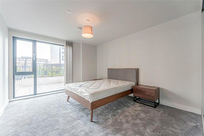 1 Bedroom Apartment To Rent In St Martins Place, Broad Street, Birmingham, West Midlands, B15