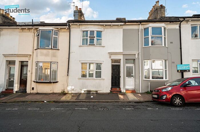 5 Bedroom Terraced House To Rent In Edinburgh Road, Brighton, East Sussex, BN2