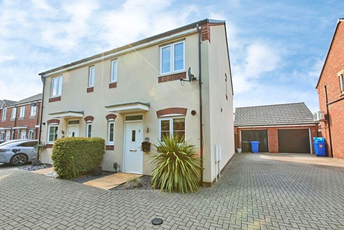 3 Bedroom Semi-Detached House For Sale In Thorntree Lane, Branston, Burton-On-Trent, Staffordshire, DE14