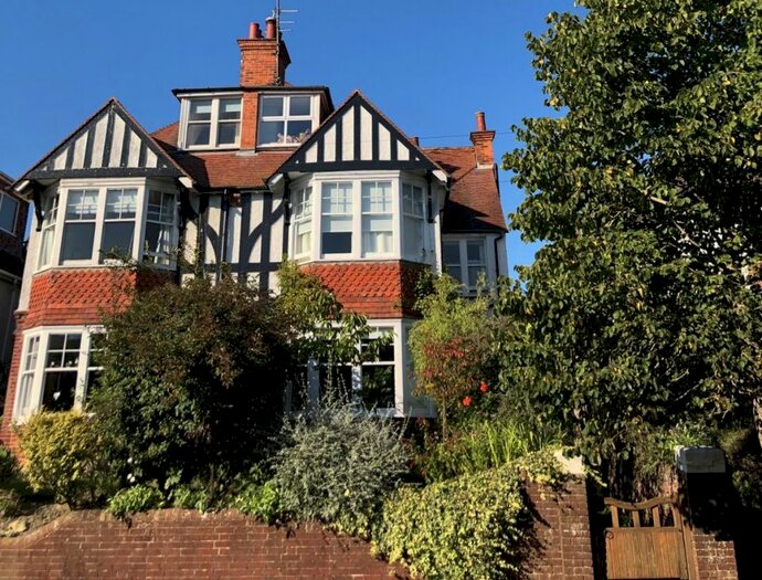 5 Bedroom Semi-Detached House To Rent In Victoria Drive, Eastbourne, BN20
