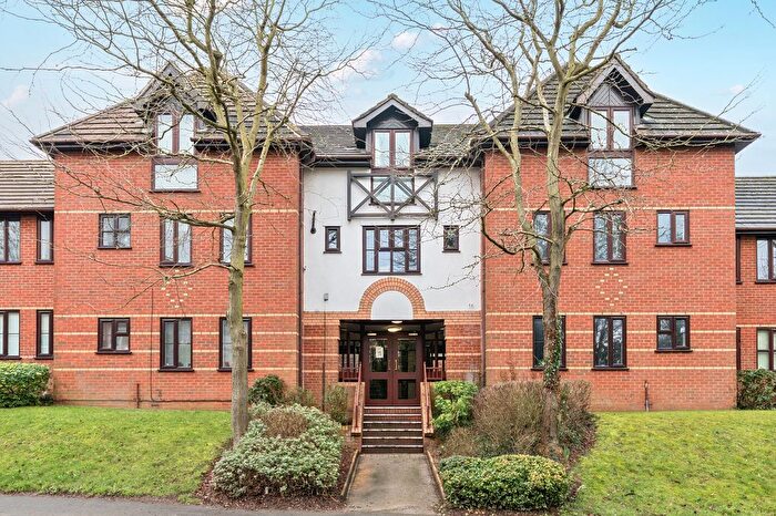 1 Bedroom Studio For Sale In Station Road, Harpenden, AL5