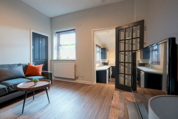 3 Bedroom Terraced House To Rent In Doncaster Road, Newcastle, NE2