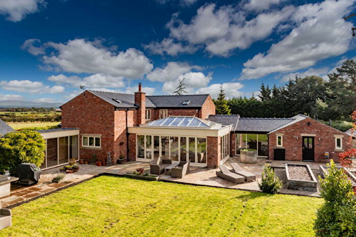 5 Bedroom Detached House For Sale In Moss Cottage Farm, Moss Lane, Catforth, Preston, PR4