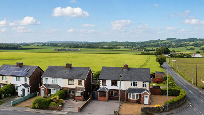 4 Bedroom Semi-Detached House For Sale In Higher Lane, Crank, St Helens, WA11