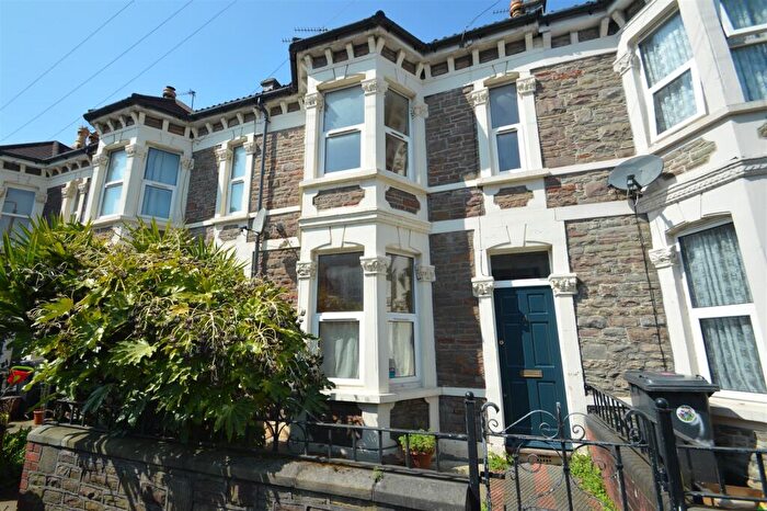 4 Bedroom House To Rent In Tudor Road, St Agnes, Bristol, BS2