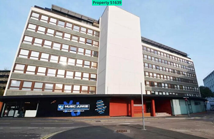 2 Bedroom Apartment To Rent In Metropolitan Apartments, Lee Circle, Leicester, LE1