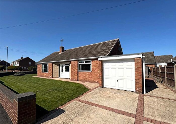 3 Bedroom Detached Bungalow For Sale In Saltergate Road, Scunthorpe, DN17