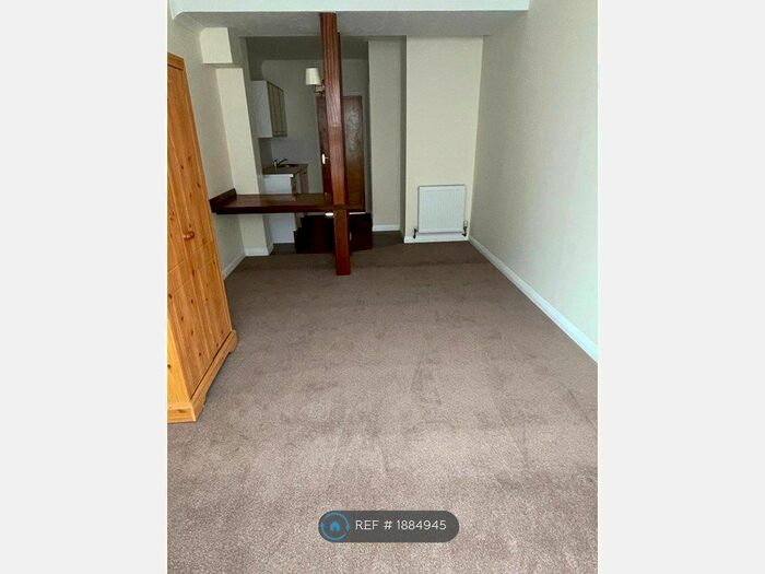 Studio To Rent In Balmoral Road, Gillingham, ME7