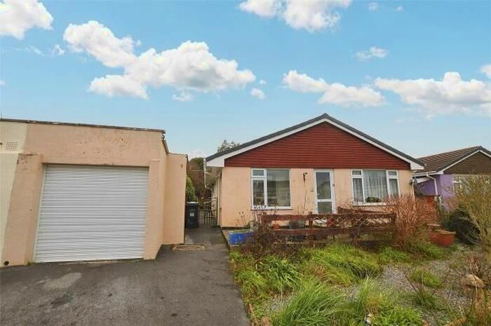 3 Bedroom Detached Bungalow For Sale In Oaklands Park, Buckfastleigh, Devon, TQ11
