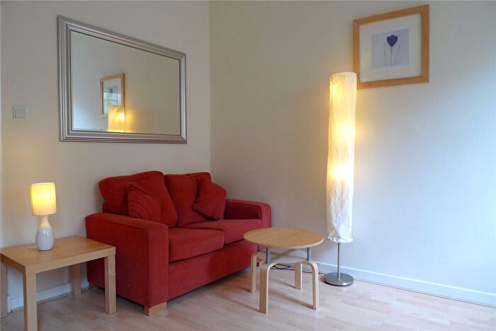 1 Bedroom Flat To Rent In St Stephen Street, Edinburgh, Stockbridge, EH3