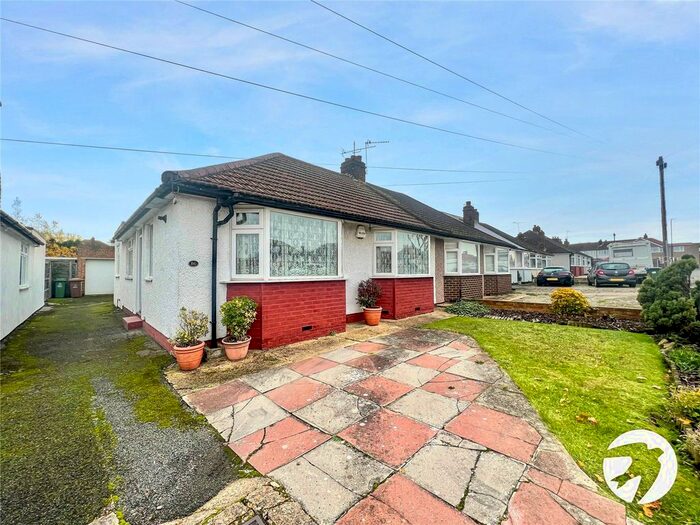 3 Bedroom Bungalow To Rent In Francis Avenue, Bexleyheath, DA7