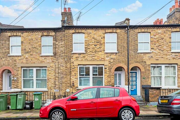 2 Bedroom Flat To Rent In Tuskar Street, London, SE10