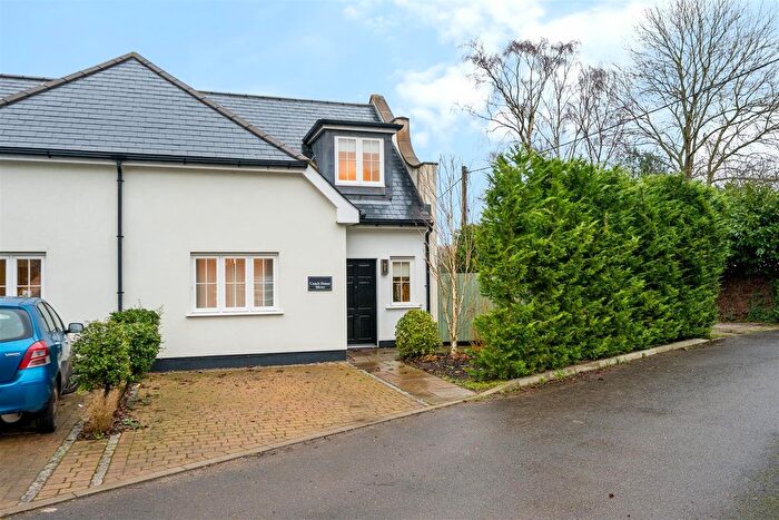 3 Bedroom Property To Rent In Ranmore Common, Dorking, RH5