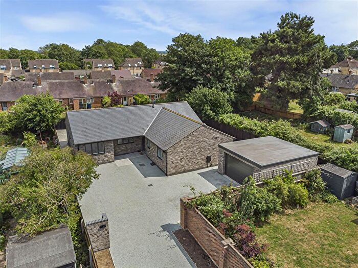 4 Bedroom Detached Bungalow For Sale In Way Lane, Waterbeach, Cambridge, CB25