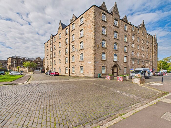 2 Bedroom Flat To Rent In Johns Place, Leith Links, Edinburgh, EH6