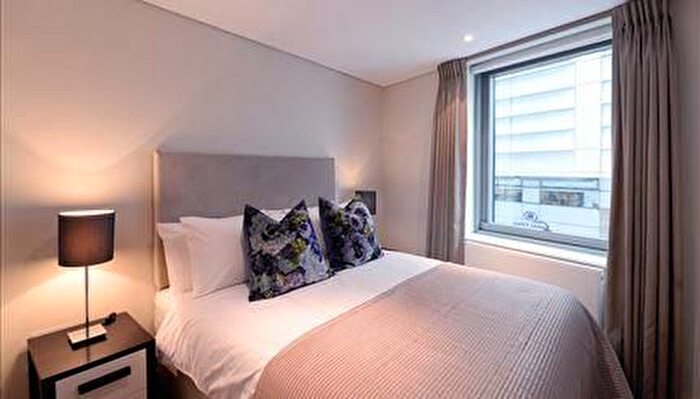 3 Bedroom Flat To Rent In Merchant Square East, London, Uk, W2