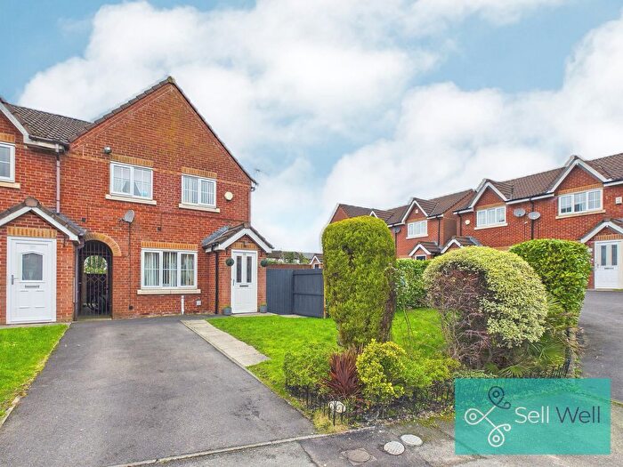 3 Bedroom End Terrace House For Sale In Greenhaven Close, Worsley, Manchester, M28